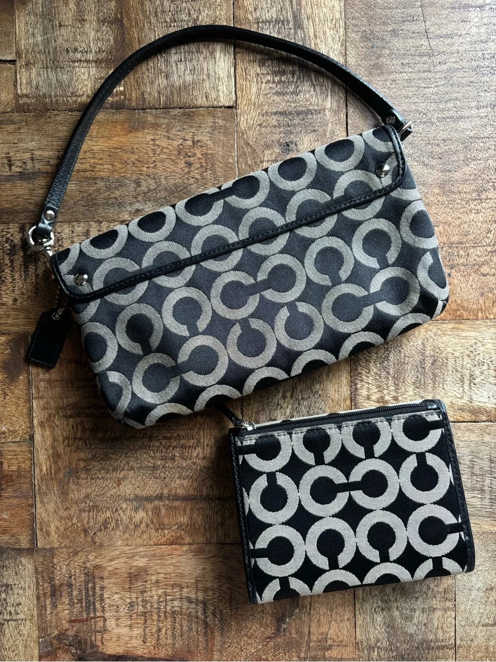 🖤🩶Y2K Kristin Op Art Large Wristlet Mini Bag & Wallet